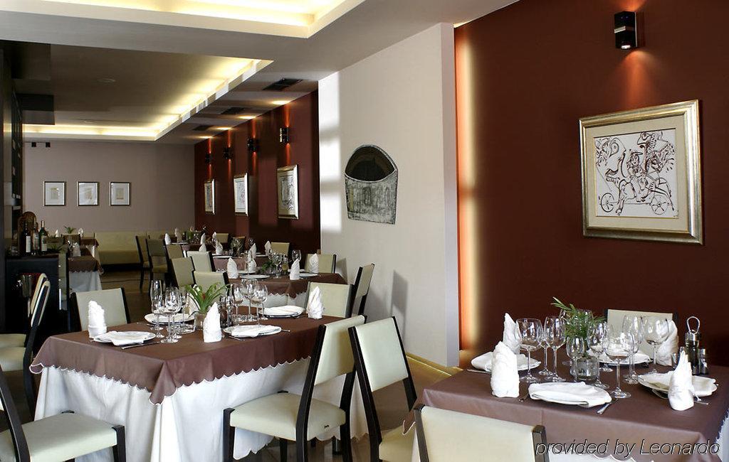 Kendros Hotel Plovdiv Buitenkant foto