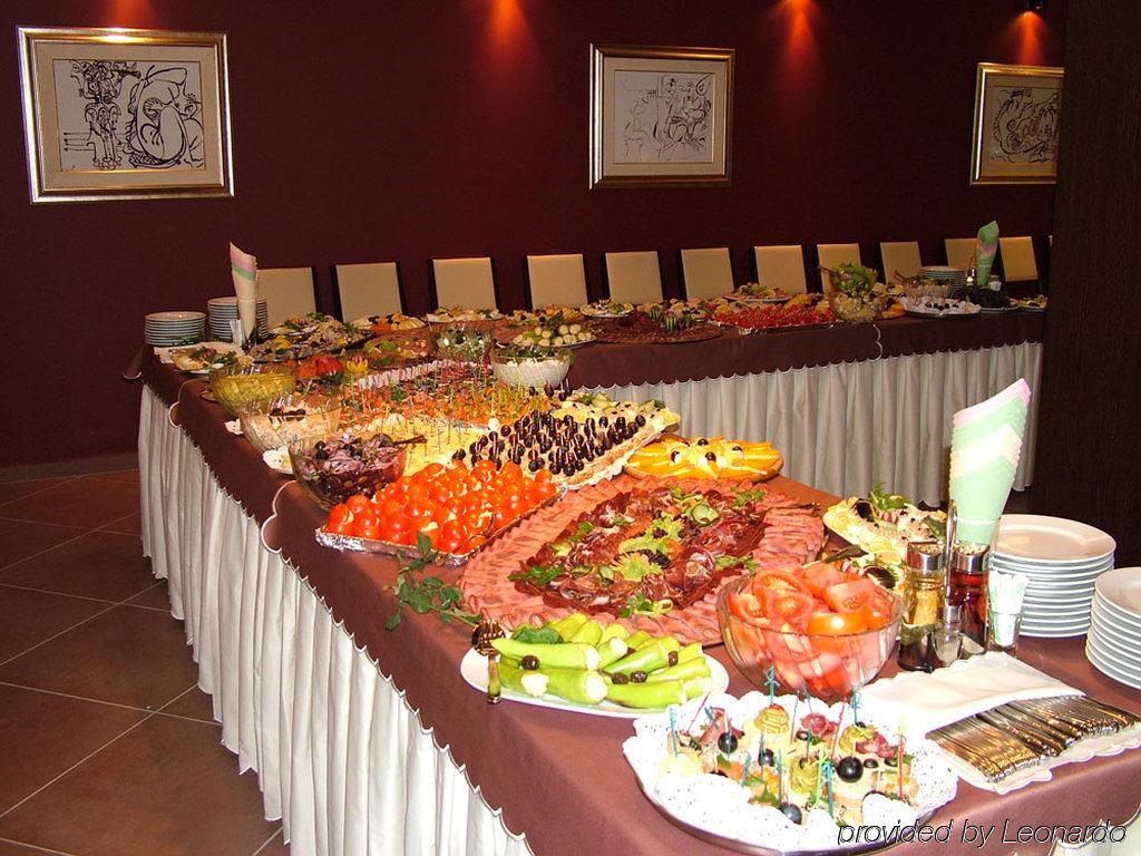Kendros Hotel Plovdiv Buitenkant foto
