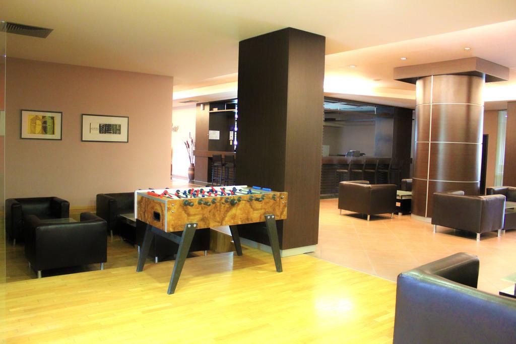 Kendros Hotel Plovdiv Buitenkant foto