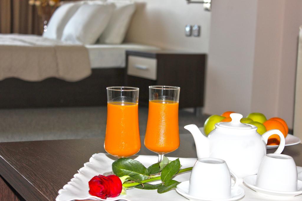 Kendros Hotel Plovdiv Buitenkant foto
