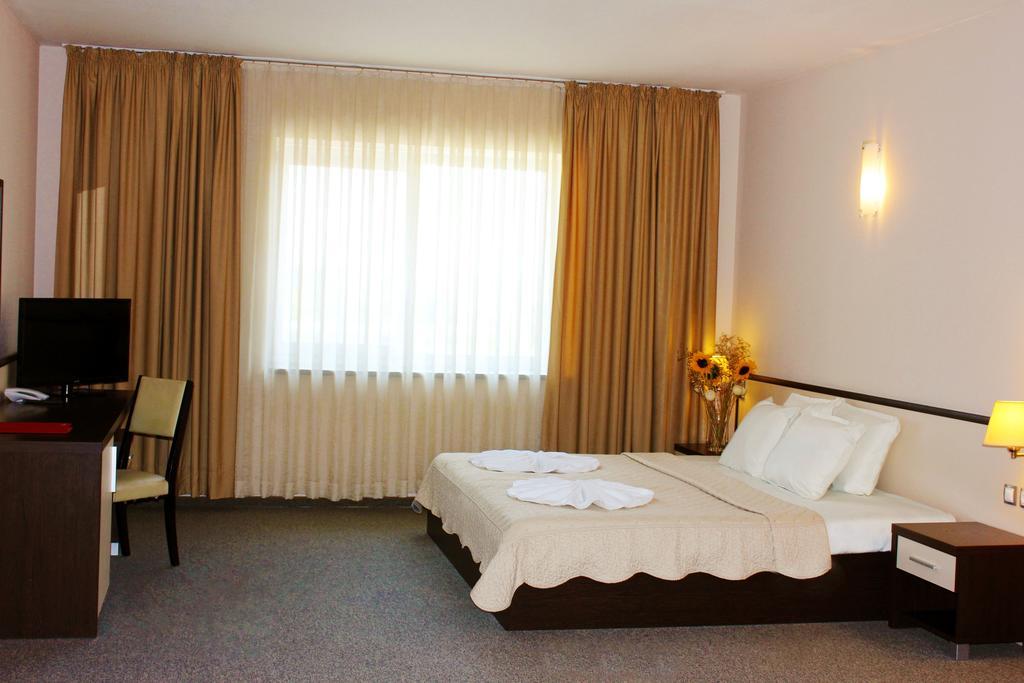 Kendros Hotel Plovdiv Kamer foto