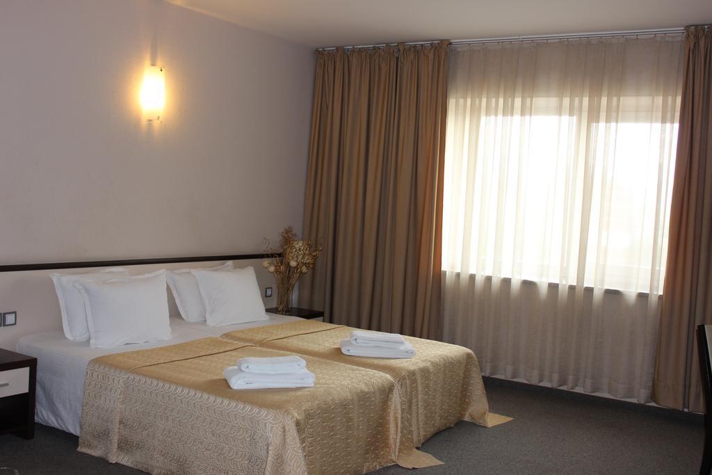 Kendros Hotel Plovdiv Kamer foto