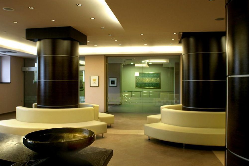Kendros Hotel Plovdiv Buitenkant foto